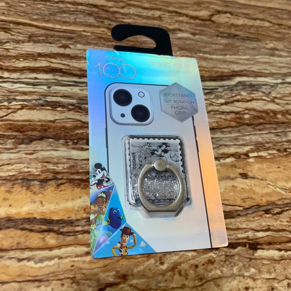 Disney - Picture 3 of 3